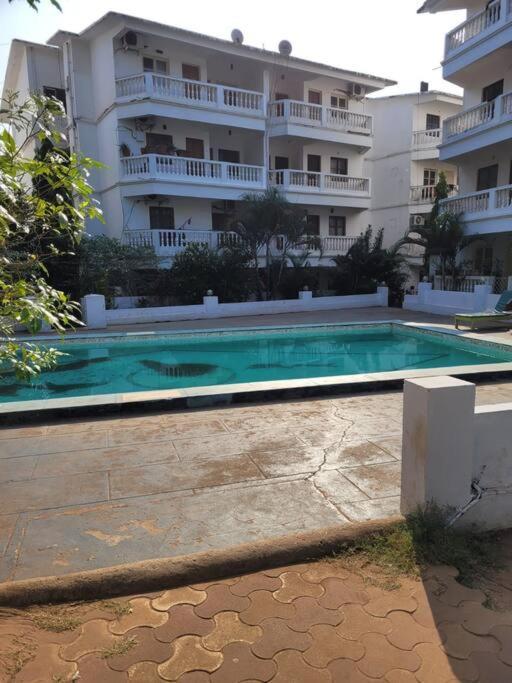 Comfortable 1Bhk Resort Aptmt With Pool At Candolim For 4 Ppl Sinquerim Eksteriør billede